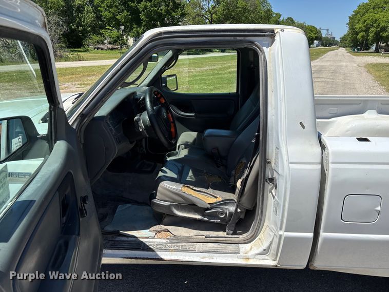 image for item FG0367 2006 Ford Ranger pickup truck