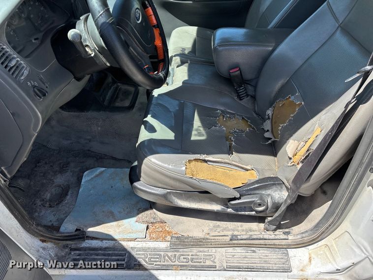 image for item FG0367 2006 Ford Ranger pickup truck