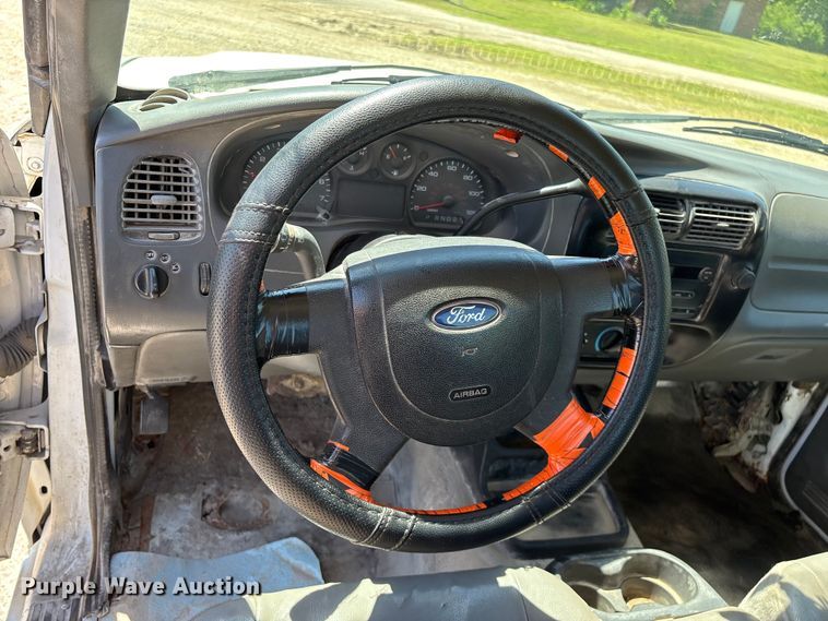 image for item FG0367 2006 Ford Ranger pickup truck