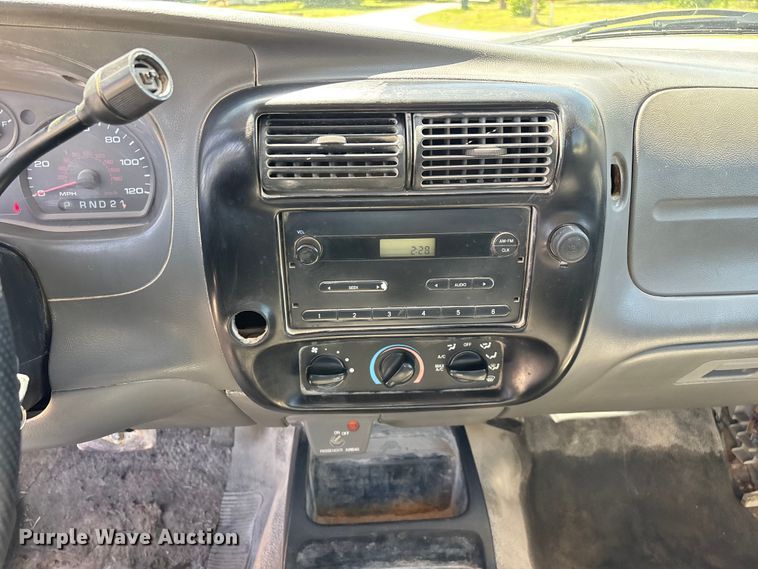 image for item FG0367 2006 Ford Ranger pickup truck