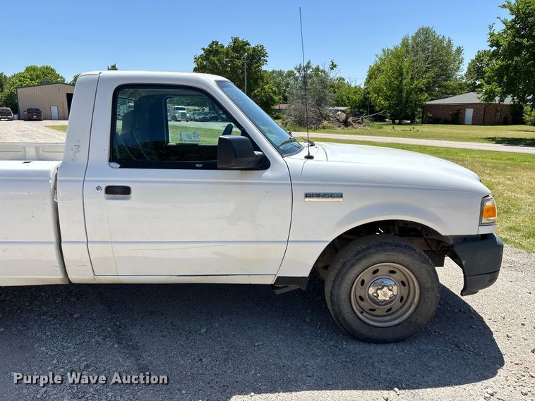image for item FG0368 2006 Ford Ranger pickup truck
