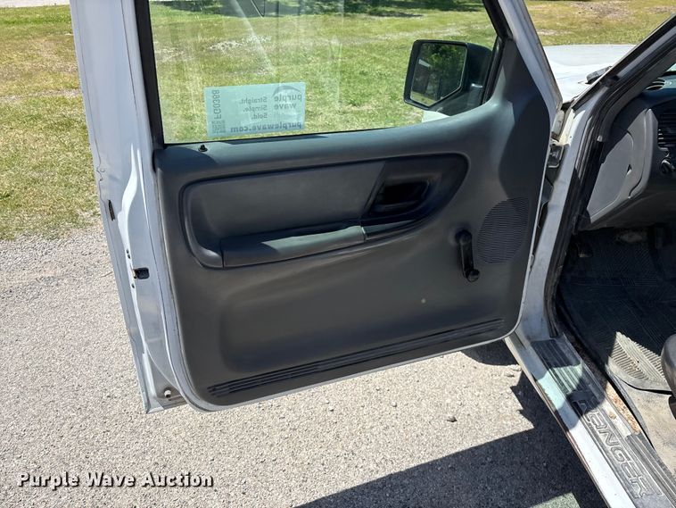 image for item FG0368 2006 Ford Ranger pickup truck