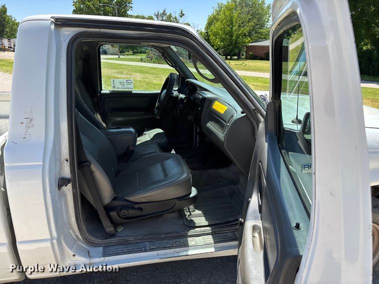 image for item FG0368 2006 Ford Ranger pickup truck