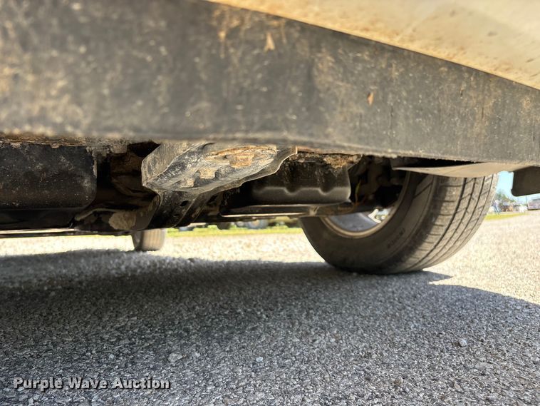 image for item FG0369 2009 Volkswagen Routan van