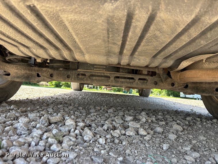 image for item FG0369 2009 Volkswagen Routan van