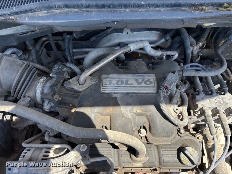 image for item FG0369 2009 Volkswagen Routan van
