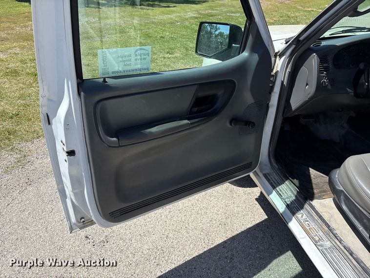 image for item FG0370 2006 Ford Ranger pickup truck