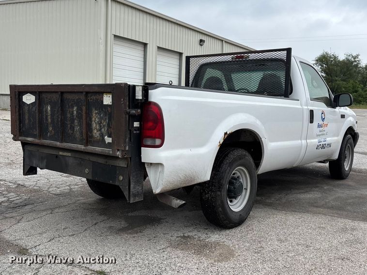 image for item FG0385 2001 Ford F250 Super Duty XL pickup truck