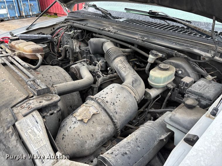 image for item FG0385 2001 Ford F250 Super Duty XL pickup truck