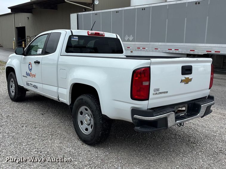 image for item FG0388 2015 Chevrolet Colorado Ext. Cab pickup truck