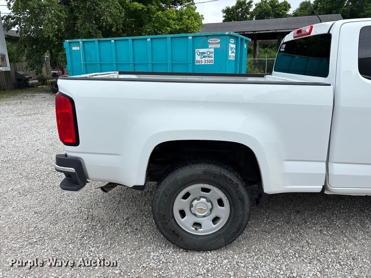 image for item FG0388 2015 Chevrolet Colorado Ext. Cab pickup truck