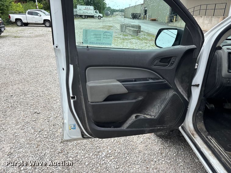 image for item FG0388 2015 Chevrolet Colorado Ext. Cab pickup truck