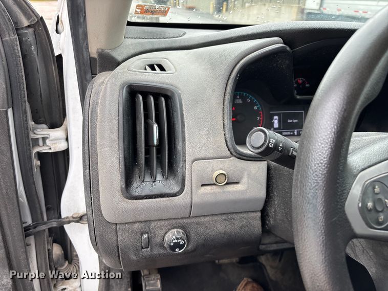 image for item FG0388 2015 Chevrolet Colorado Ext. Cab pickup truck