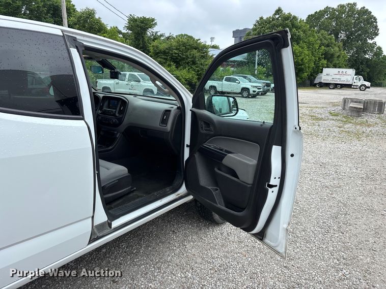 image for item FG0388 2015 Chevrolet Colorado Ext. Cab pickup truck