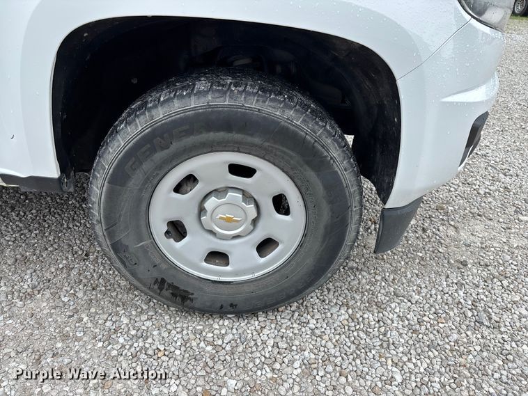 image for item FG0388 2015 Chevrolet Colorado Ext. Cab pickup truck