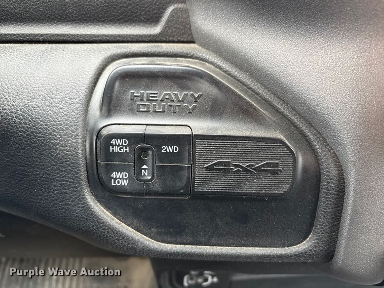 image for item FG2576 2022 RAM 3500 flatbed pickup truck