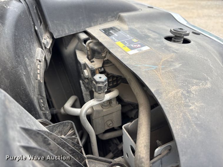 image for item FG2576 2022 RAM 3500 flatbed pickup truck