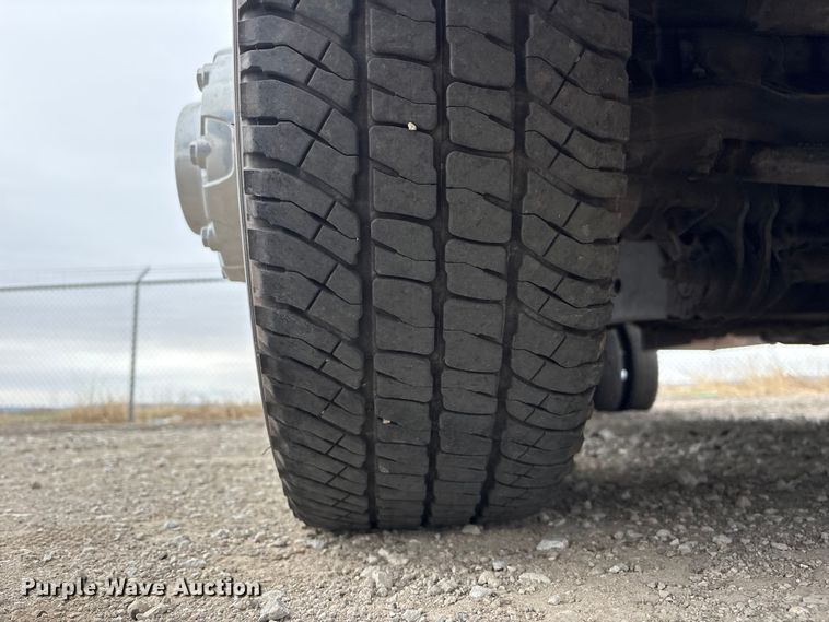 image for item FG2576 2022 RAM 3500 flatbed pickup truck