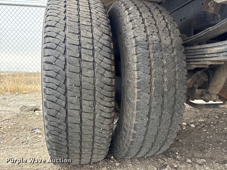image for item FG2576 2022 RAM 3500 flatbed pickup truck