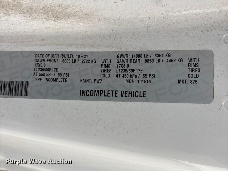 image for item FG2576 2022 RAM 3500 flatbed pickup truck