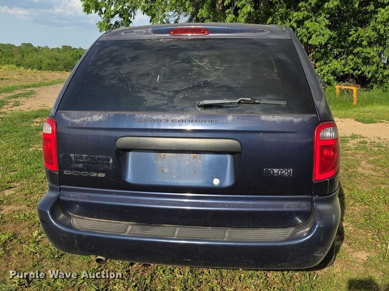 image for item FH6041 2005 Dodge Grand Caravan van
