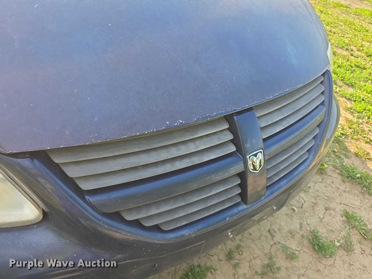 image for item FH6041 2005 Dodge Grand Caravan van