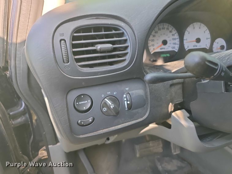 image for item FH6041 2005 Dodge Grand Caravan van