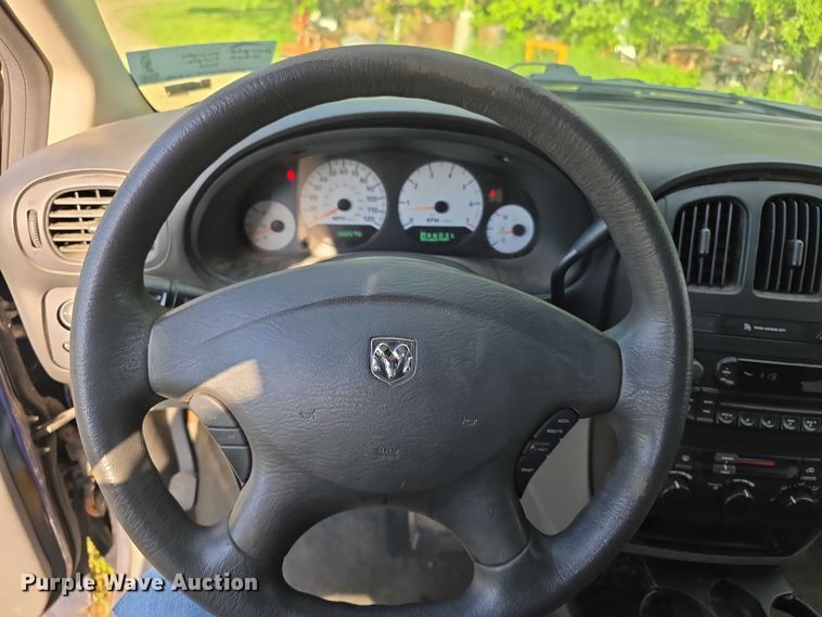 image for item FH6041 2005 Dodge Grand Caravan van