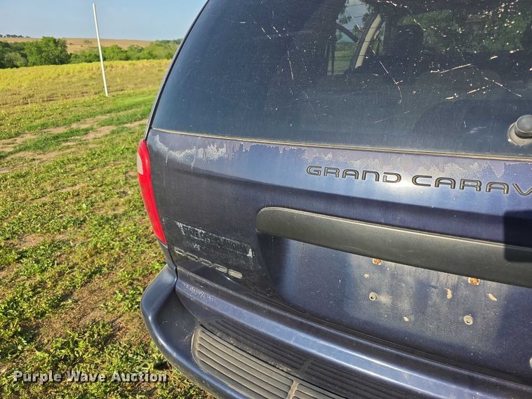 image for item FH6041 2005 Dodge Grand Caravan van