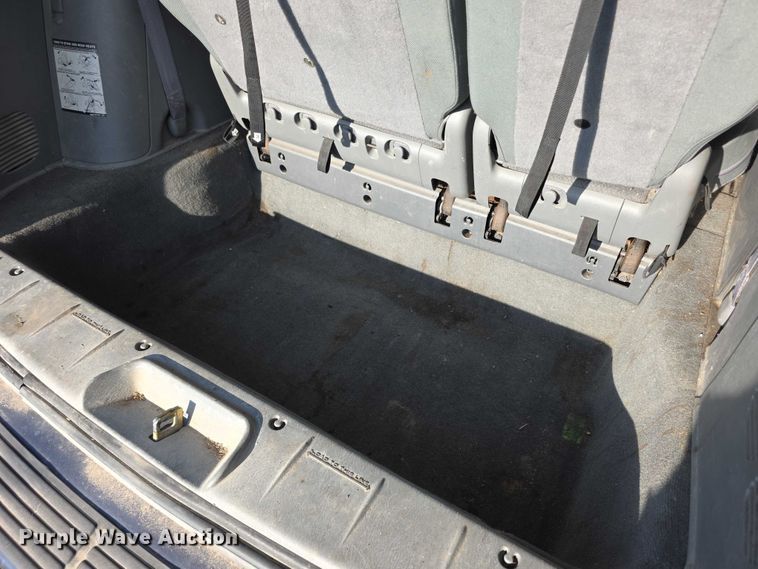 image for item FH6041 2005 Dodge Grand Caravan van