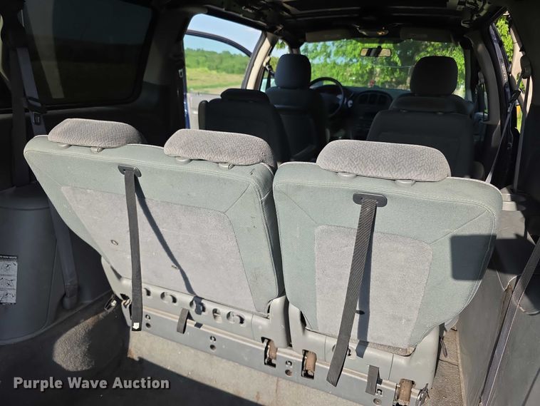 image for item FH6041 2005 Dodge Grand Caravan van