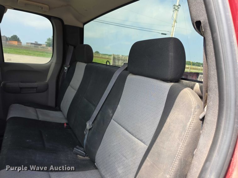 image for item FH6072 2008 Chevrolet Silverado 1500 Ext. Cab pickup truck