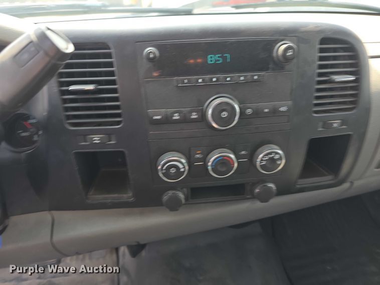 image for item FH6072 2008 Chevrolet Silverado 1500 Ext. Cab pickup truck