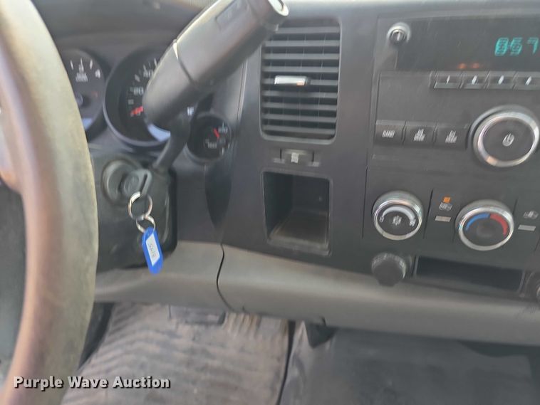 image for item FH6072 2008 Chevrolet Silverado 1500 Ext. Cab pickup truck