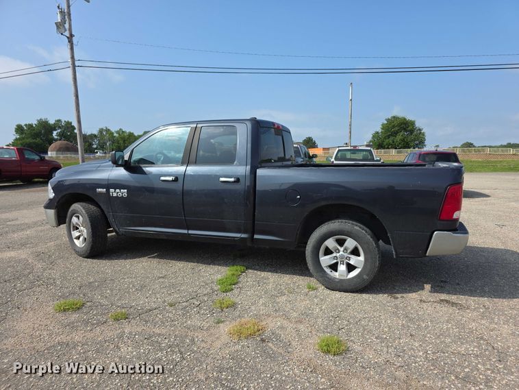 image for item FH6074 2017 Dodge Ram 1500 Ext. Cab pickup truck