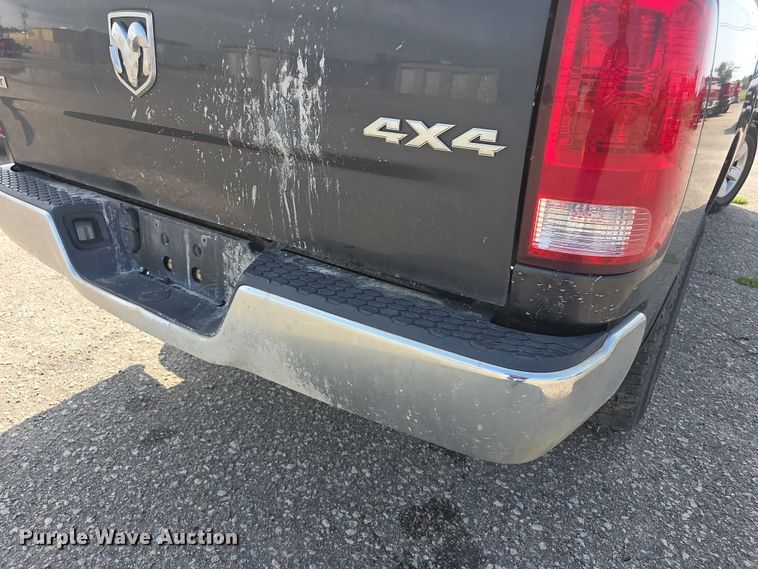 image for item FH6074 2017 Dodge Ram 1500 Ext. Cab pickup truck