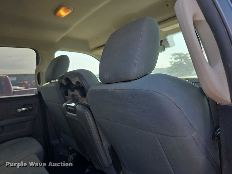 image for item FH6074 2017 Dodge Ram 1500 Ext. Cab pickup truck