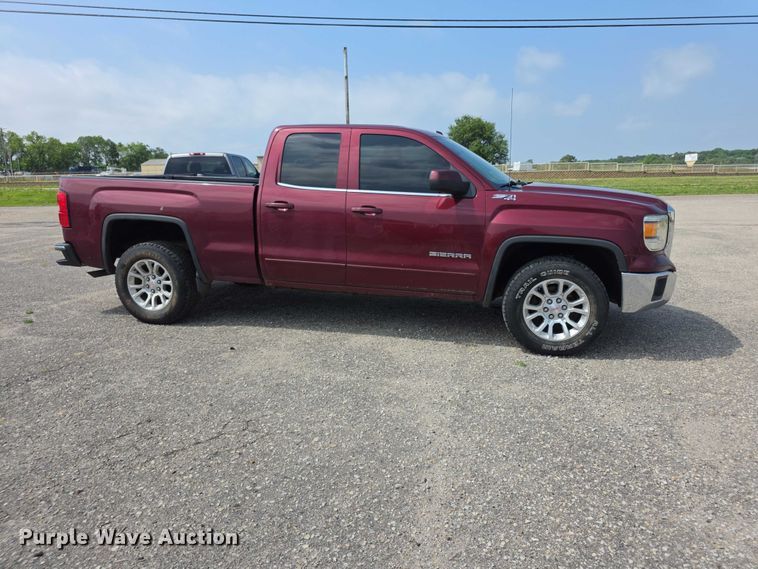 image for item FH6075 2014 GMC Sierra 1500  Ext. Cab pickup truck