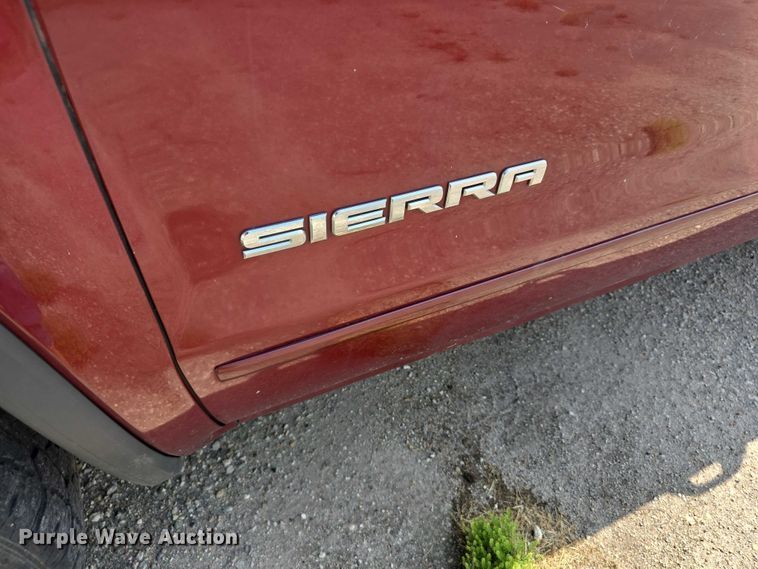 image for item FH6075 2014 GMC Sierra 1500  Ext. Cab pickup truck
