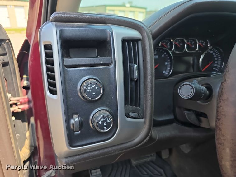image for item FH6075 2014 GMC Sierra 1500  Ext. Cab pickup truck