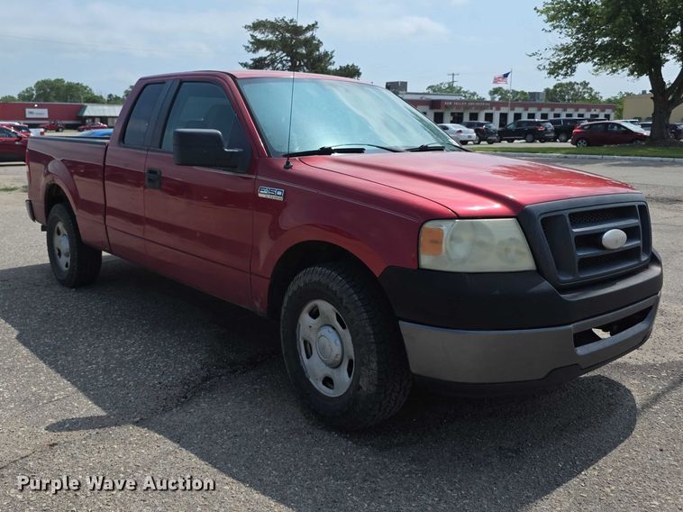 image for item FH6076 2008 ford F150  Ext. Cab pickup truck