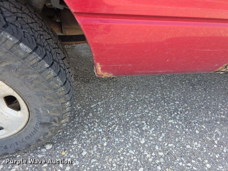 image for item FH6076 2008 ford F150  Ext. Cab pickup truck
