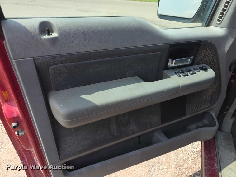 image for item FH6076 2008 ford F150  Ext. Cab pickup truck