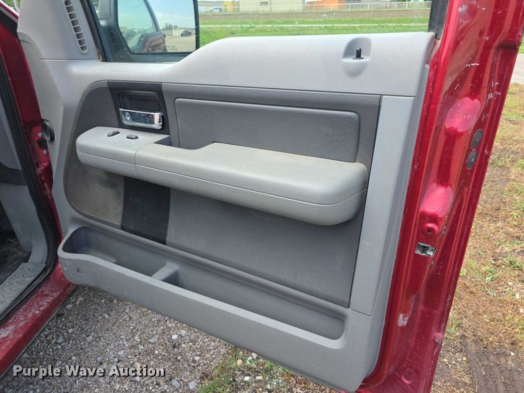 image for item FH6076 2008 ford F150  Ext. Cab pickup truck