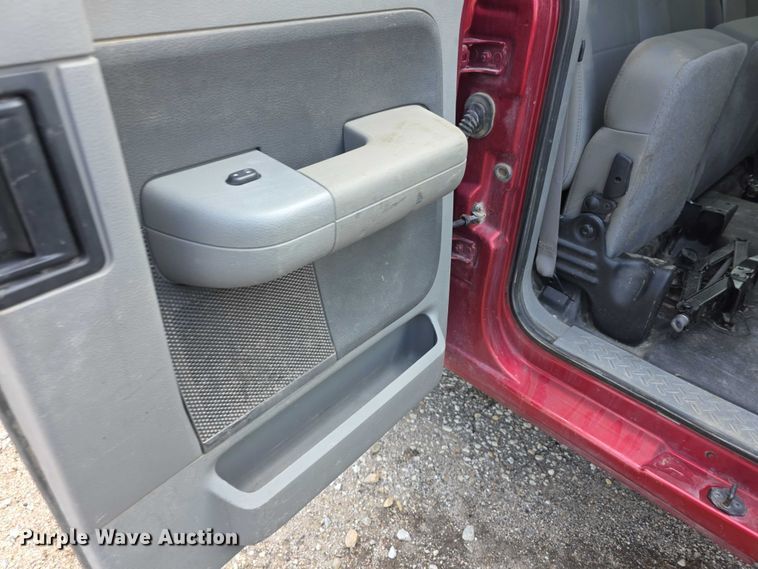 image for item FH6076 2008 ford F150  Ext. Cab pickup truck