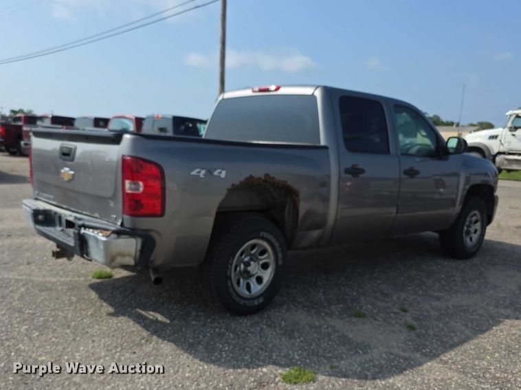 image for item FH6077 2009 Chevrolet Silverado 1500 Crew Cab pickup truck