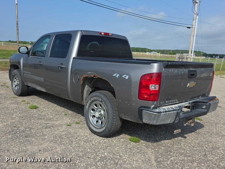 image for item FH6077 2009 Chevrolet Silverado 1500 Crew Cab pickup truck