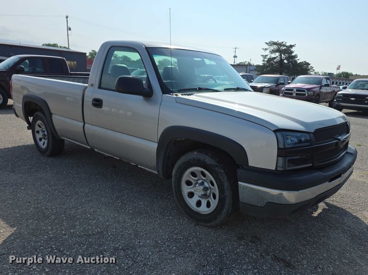 image for item FH6078 2005 Chevrolet Silverado 1500 pickup truck