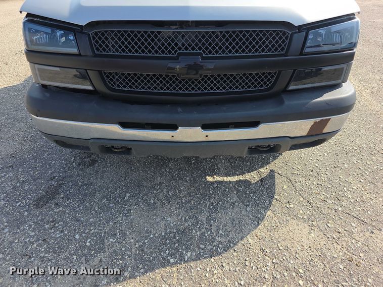 image for item FH6078 2005 Chevrolet Silverado 1500 pickup truck
