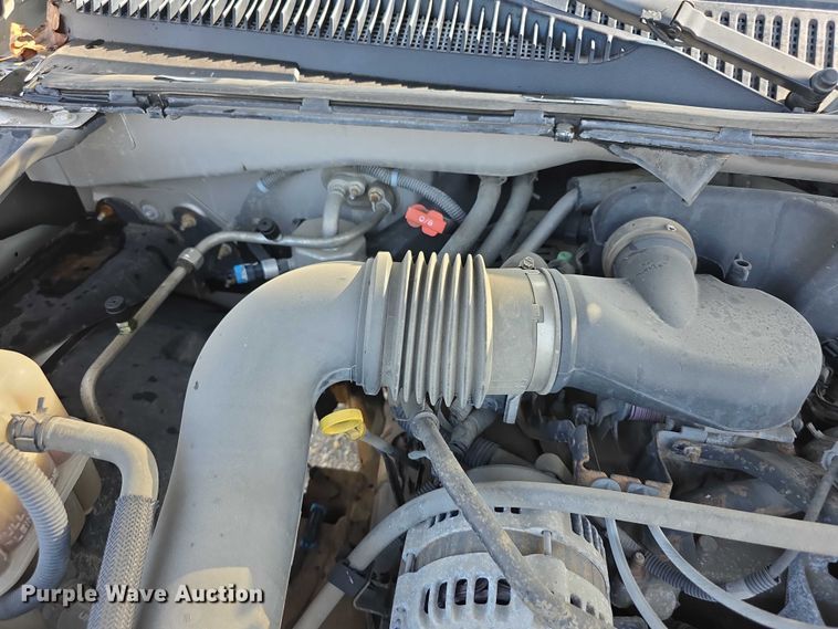 image for item FH6078 2005 Chevrolet Silverado 1500 pickup truck